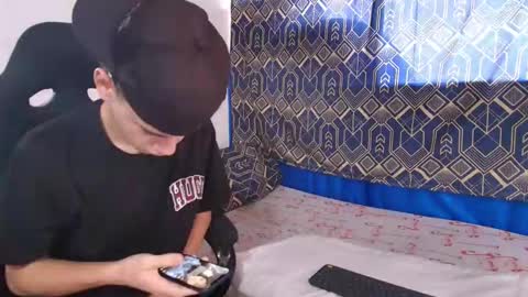 lyon_wiliamss online show from January 2026 01:05:02 PM