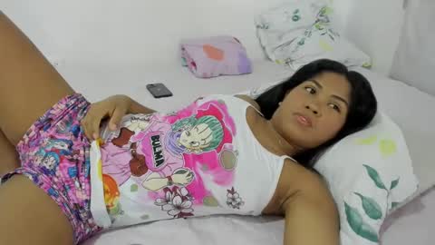 lyons_sofia online show from February 2025 06:29:01 AM