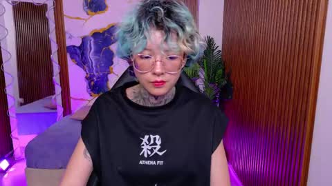 Snapshot of lyra_tay chatting on May 2026 09:02:02 PM lyra_tay online show from May 2026 09:02:02 PM