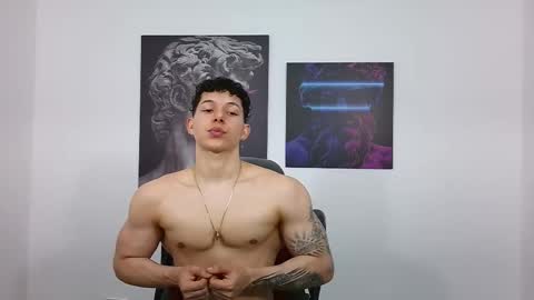 Lysan online show from November 2025 06:53:02 PM