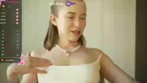 Snapshot of lysii_astra chatting on June 2026 05:28:01 PM Liza online show from June 2026 05:28:01 PM