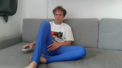 lzpboy online show from July 2026 03:52:02 PM