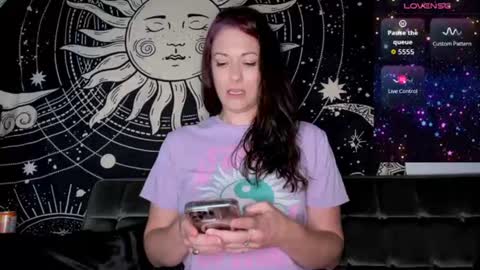Snapshot of m0llyp0ppins chatting on June 2026 12:40:02 PM M0lly online show from June 2026 12:40:02 PM
