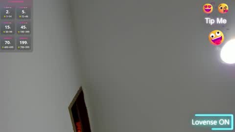 Mila online show from October 2025 02:14:02 PM