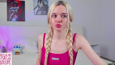 Snapshot of m1m1_angels chatting on June 2026 01:28:02 AM Mimi GTM1 0200am-0945am Mon Tue Wed Thu Fri online show from June 2026 01:28:02 AM