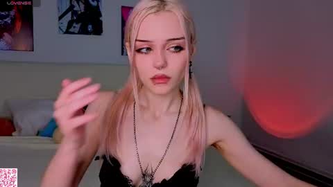 Snapshot of m1m1_angels chatting on June 2026 01:10:02 AM Mimi GTM1 0200am-0945am Mon Tue Wed Thu Fri online show from June 2026 01:10:02 AM