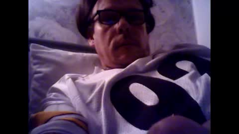 Snapshot of m536327 chatting on December 2025 12:18:02 AM Fantasy guy online show from December 2025 12:18:02 AM