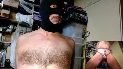 m_grizzly_65 online show from November 2025 07:57:02 PM