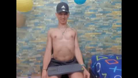 Snapshot of maaster420 chatting on January 2025 02:00:02 PM itgram pezlo josue online show from January 2025 02:00:02 PM