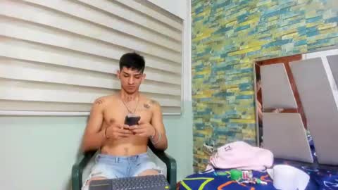 Snapshot of maaster420 chatting on February 2025 03:49:01 PM itgram pezlo josue online show from February 2025 03:49:01 PM