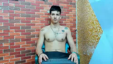 Snapshot of maaster420 chatting on February 2025 01:08:02 PM itgram pezlo josue online show from February 2025 01:08:02 PM