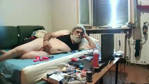 maax1970 online show from September 2025 09:53:02 AM