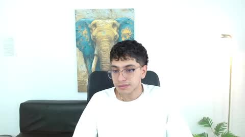 Snapshot of maax_18 chatting on March 2026 03:18:02 PM Max online show from March 2026 03:18:02 PM