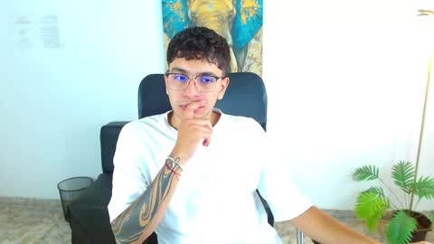 Snapshot of maax_18 chatting on March 2026 01:26:02 PM Max online show from March 2026 01:26:02 PM