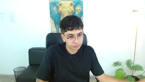 Snapshot of maax_18 chatting on March 2026 02:44:01 PM Max online show from March 2026 02:44:01 PM