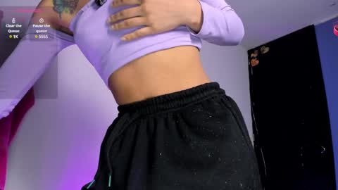 Snapshot of mabel_candy chatting on December 2024 08:04:01 PM Mabel Candy online show from December 2024 08:04:01 PM