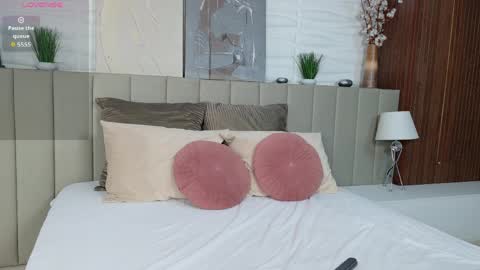 Snapshot of mabelvell chatting on April 2026 07:01:02 PM Mabel online show from April 2026 07:01:02 PM