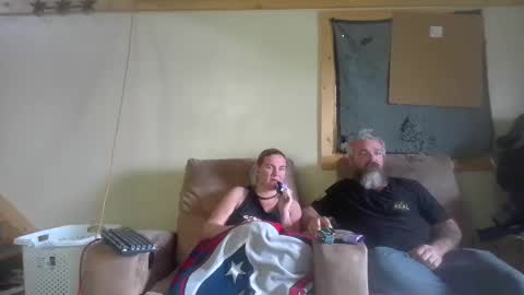 macabrediamomd online show from February 2026 05:55:02 PM