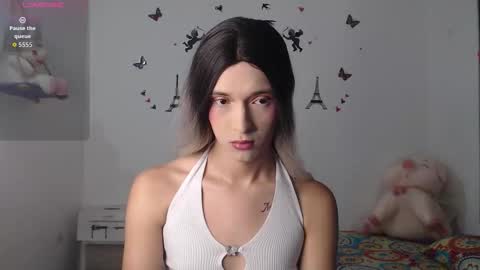 macarena_05_ online show from September 2025 05:56:02 PM