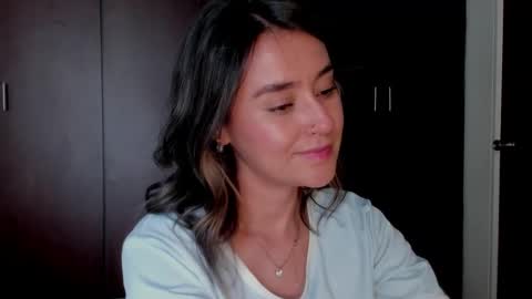 Maca online show from November 2025 03:34:01 PM