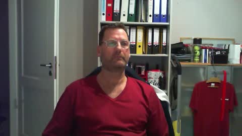 macfly67 online show from February 2025 03:28:01 AM