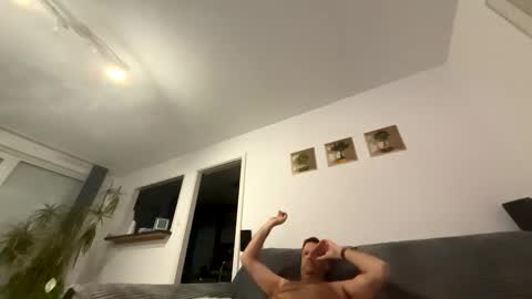 macfly67 online show from February 2025 05:19:02 AM