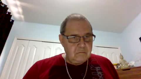 Snapshot of machet1 chatting on June 2026 07:05:01 PM machet1 online show from June 2026 07:05:01 PM