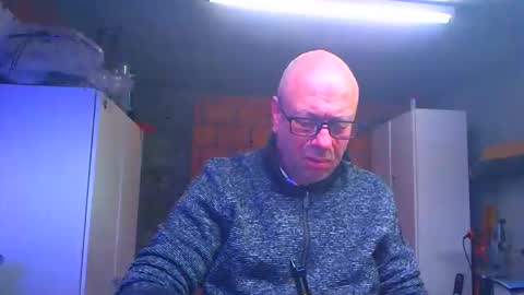 Andy online show from April 2026 03:40:02 PM