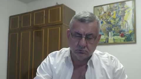 Macho online show from December 2025 07:54:02 PM