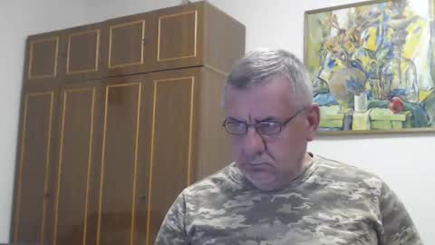 Snapshot of machomale3 chatting on April 2026 09:04:01 PM Macho online show from April 2026 09:04:01 PM