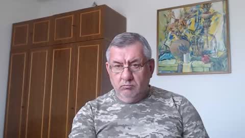 Snapshot of machomale3 chatting on April 2026 02:03:02 PM Macho online show from April 2026 02:03:02 PM