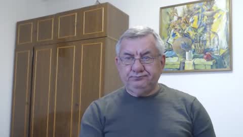 Snapshot of machomale3 chatting on May 2026 05:42:04 PM Macho online show from May 2026 05:42:04 PM