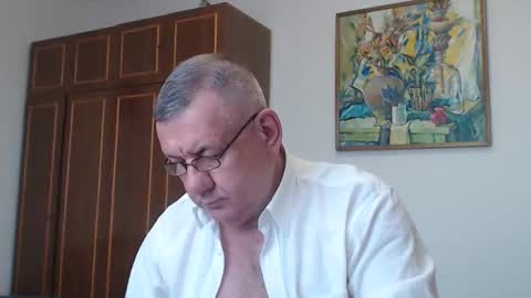 Snapshot of machomale3 chatting on May 2026 01:06:01 PM Macho online show from May 2026 01:06:01 PM