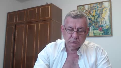 Snapshot of machomale3 chatting on May 2026 03:29:01 PM Macho online show from May 2026 03:29:01 PM