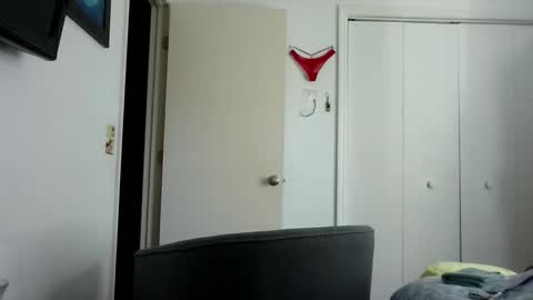 mackdocc001 online show from November 2025 03:22:01 PM