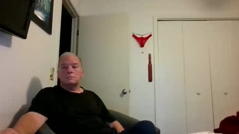 mackdocc001 online show from April 2026 11:25:01 AM