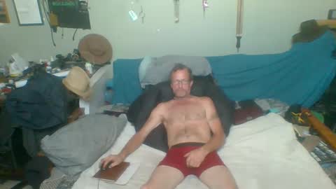 mackdog1369 online show from September 2025 09:59:02 PM