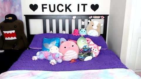 Mackenzie Wolfe online show from February 2025 08:13:02 AM