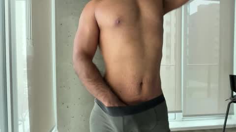 Max501 online show from February 2026 03:09:02 PM