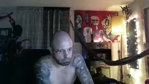 Snapshot of mad_dem0n chatting on December 2024 11:06:02 PM Manuel online show from December 2024 11:06:02 PM