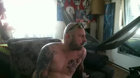 Snapshot of mad_dem0n chatting on February 2025 02:05:01 PM Manuel online show from February 2025 02:05:01 PM