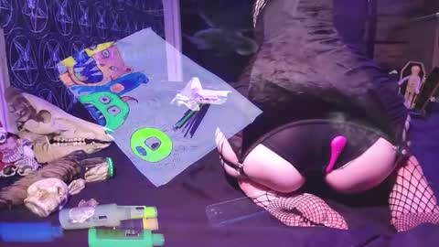 Madame Lucifer online show from October 2025 09:39:01 AM