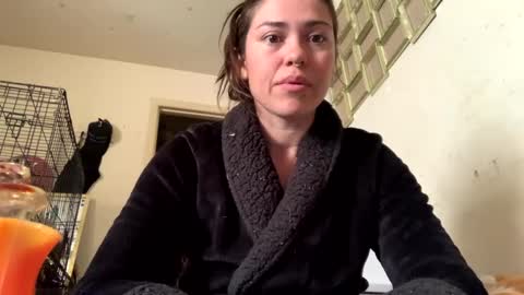 SummerPeach online show from January 2025 05:40:01 PM