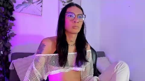 Snapshot of maddie_ray_ chatting on June 2026 03:07:01 AM Maddie Ray online show from June 2026 03:07:01 AM