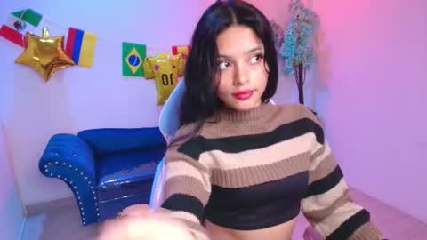 Snapshot of maddie_t18 chatting on June 2026 11:36:02 AM maddie_t18 online show from June 2026 11:36:02 AM