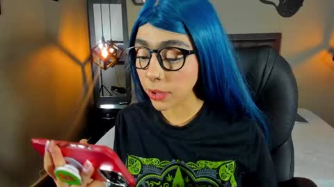 Maddie online show from December 2024 01:53:02 PM