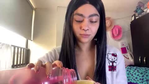 Snapshot of maddiiebrooks chatting on March 2026 04:24:02 PM Maddie online show from March 2026 04:24:02 PM