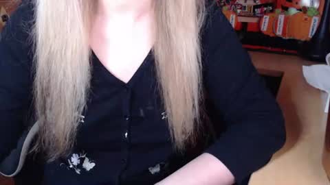 MaddisonRae online show from July 2026 06:37:02 PM