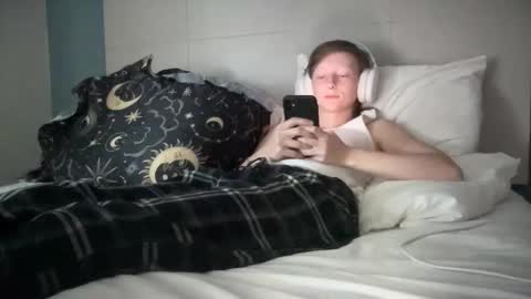 Snapshot of maddlips chatting on April 2026 09:49:02 PM Rat Boy online show from April 2026 09:49:02 PM