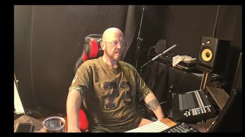 maddox840 online show from May 2026 11:23:04 PM
